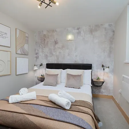 Scandi Abode In Central Leeds * Leeds (West Yorkshire)
