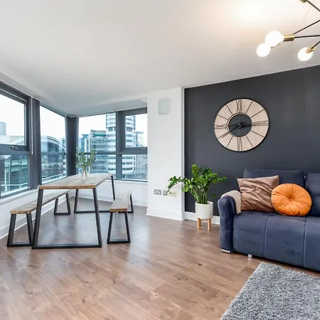 Scandi Abode In Central Leeds * Leeds (West Yorkshire)